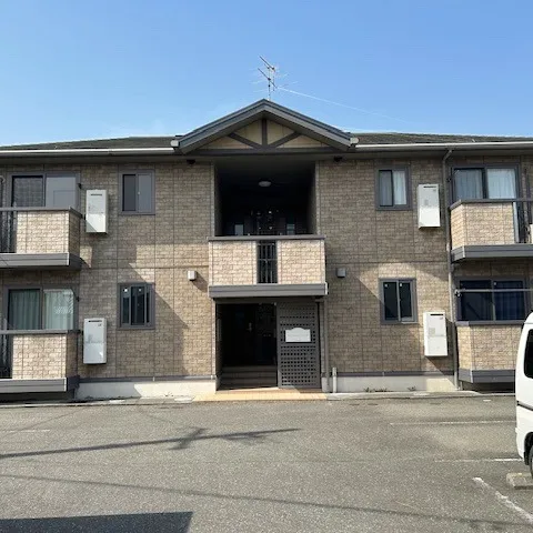 静岡市清水区のアパートにて、外壁塗装工事を無事に完了しました...