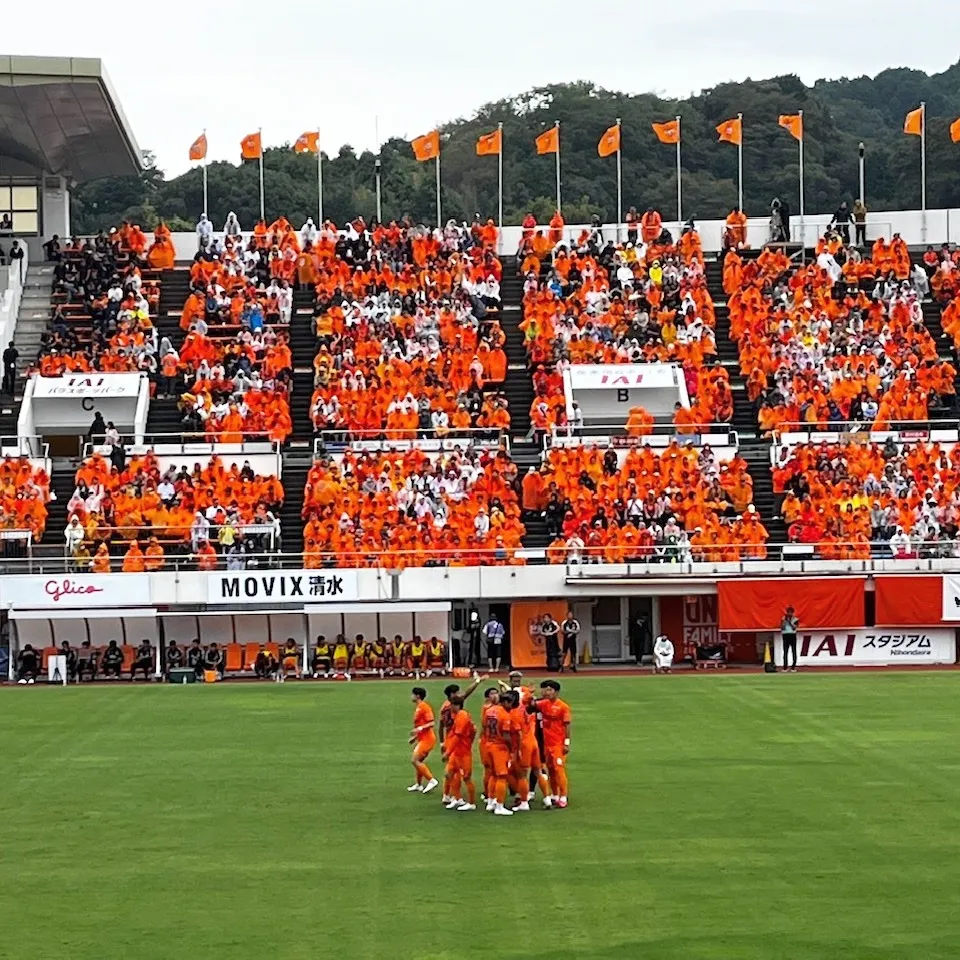 10月4日にIAIスタジアム日本平で行われた清水エスパルス対...
