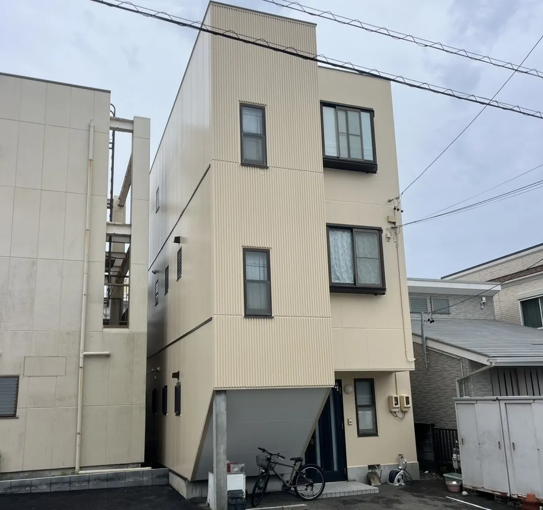 【清水区 H様邸】クリーム色のスタイリッシュなおうちになりました꙳⋆